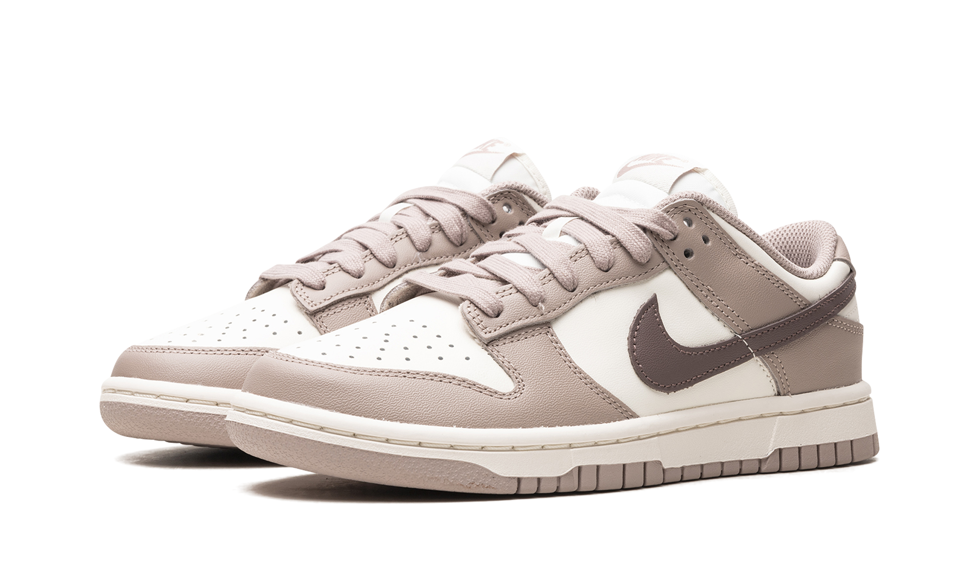 Dunk Low Women "Diffused Taupe"