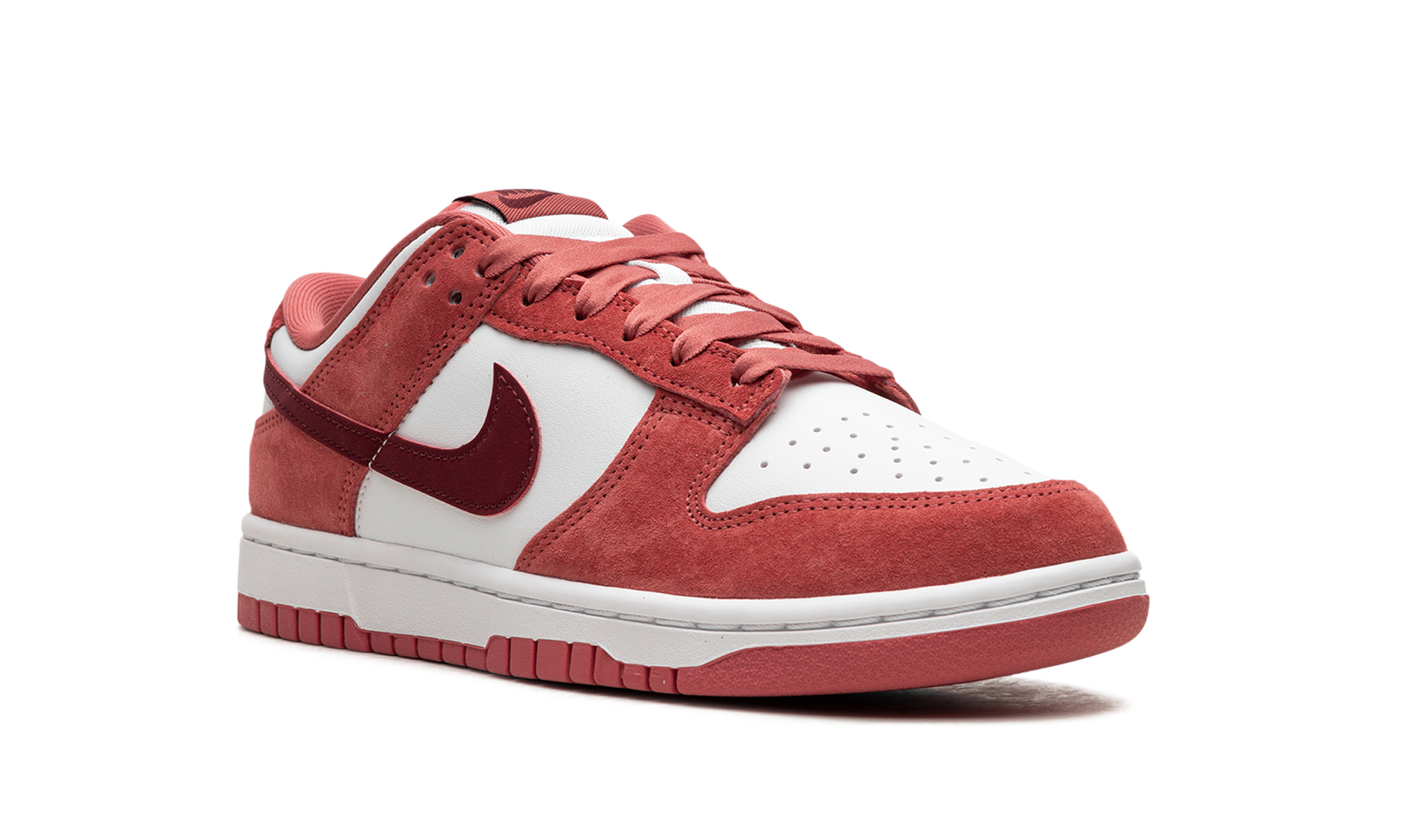 Dunk Low Women "Valentine's Day"
