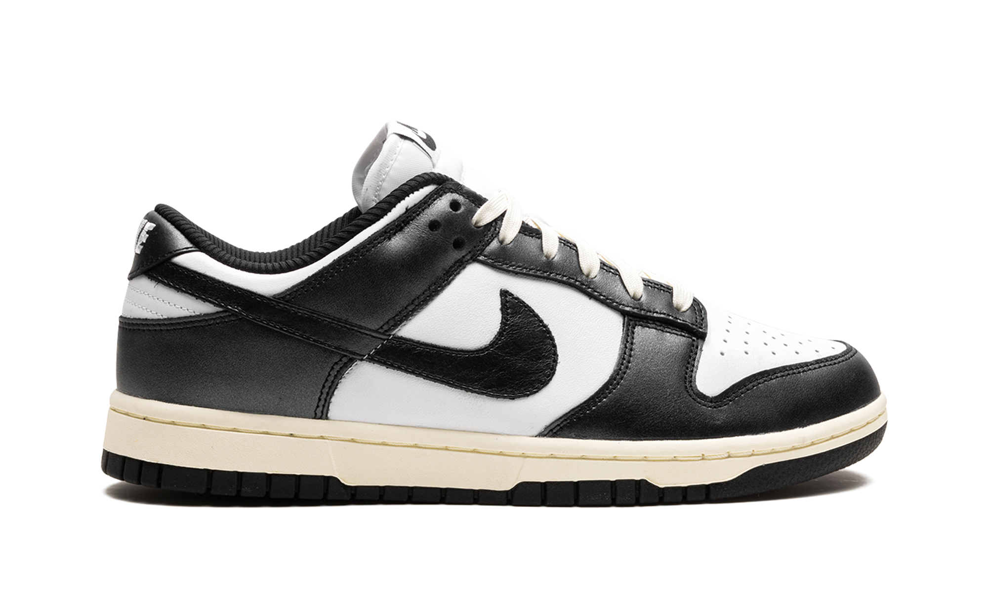 Dunk Low Women "Vintage Panda"