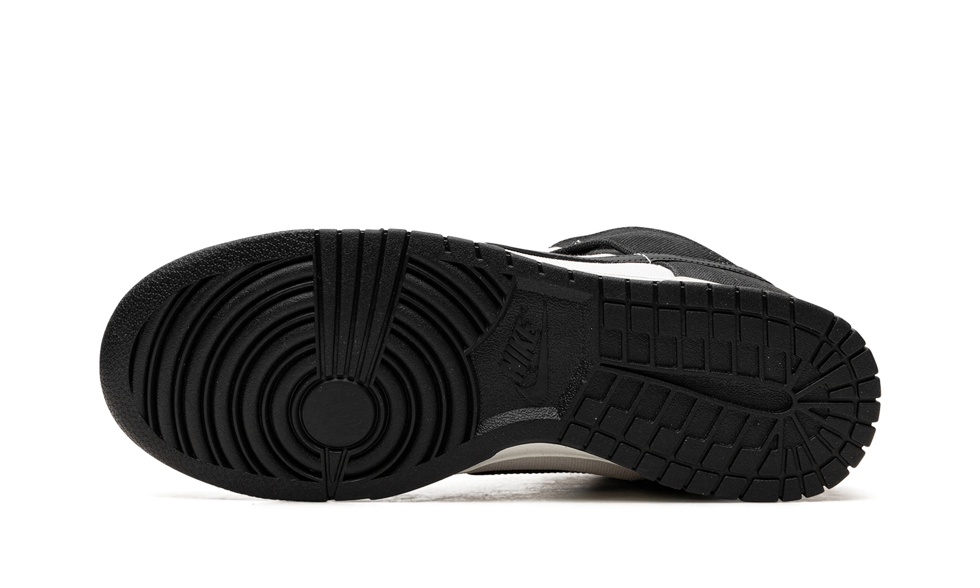 Dunk Mid "Black / White"
