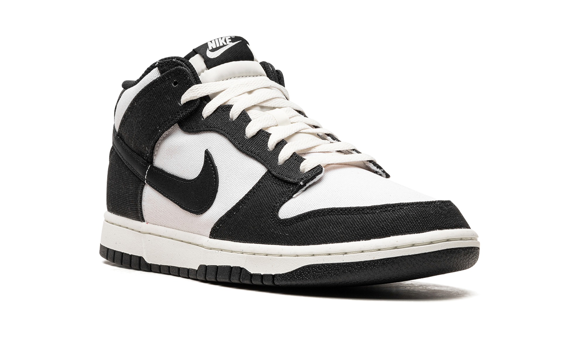 Dunk Mid "Black / White"