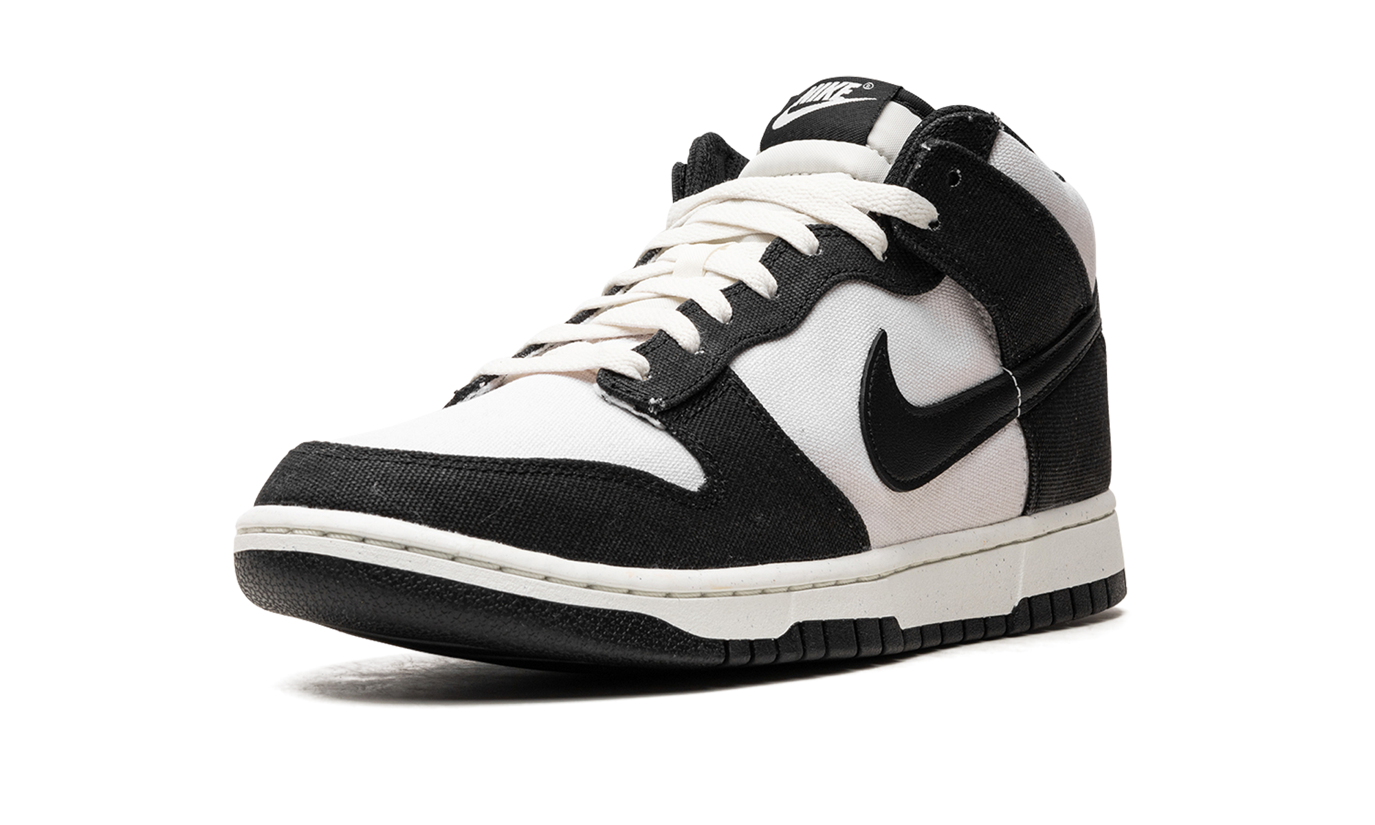 Dunk Mid "Black / White"
