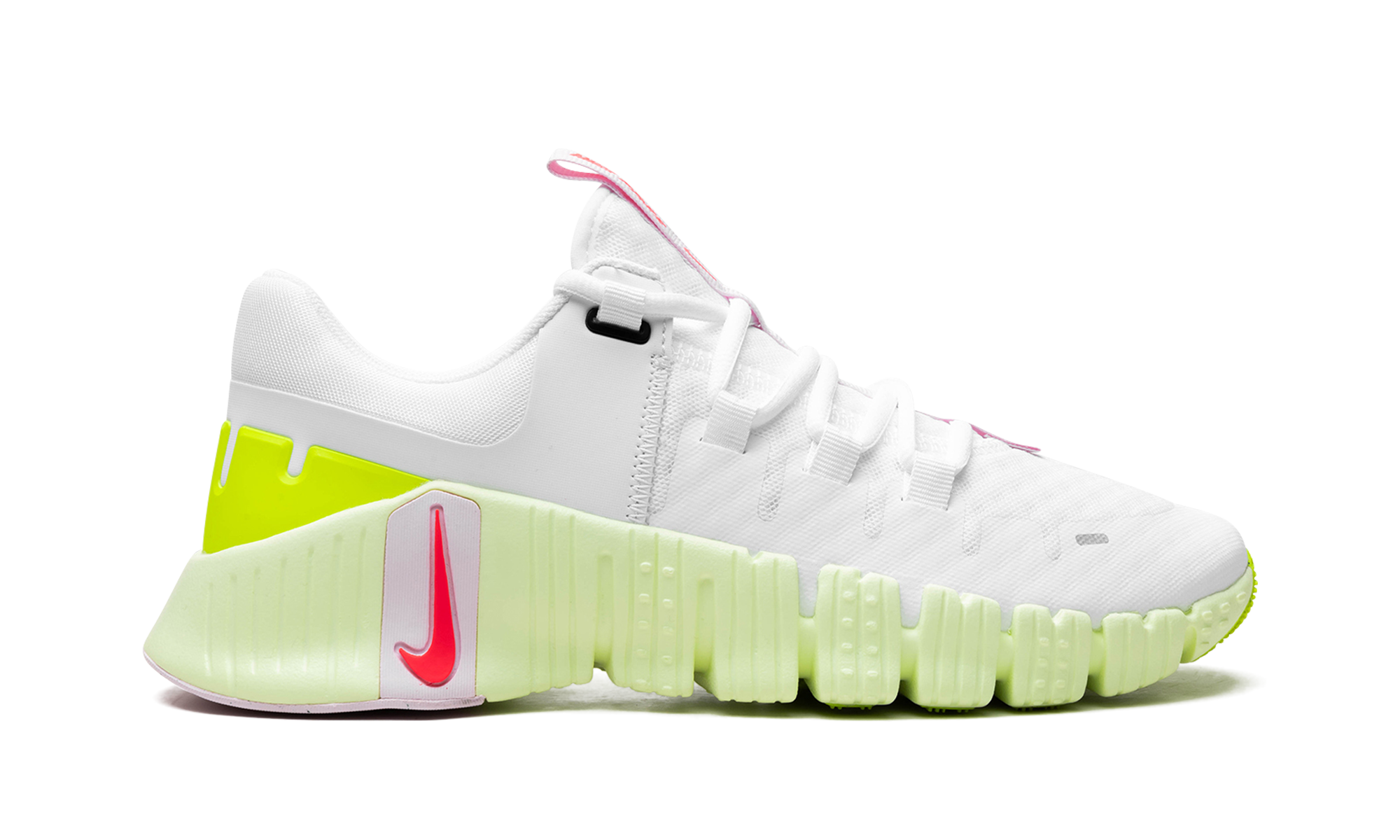 Free Metcon 5 Women "Barely Volt Pink Foam"