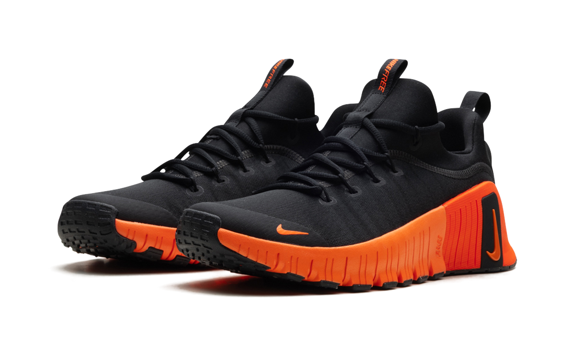 Free Metcon 6 "Black Hyper Orange Hyper Crimson"