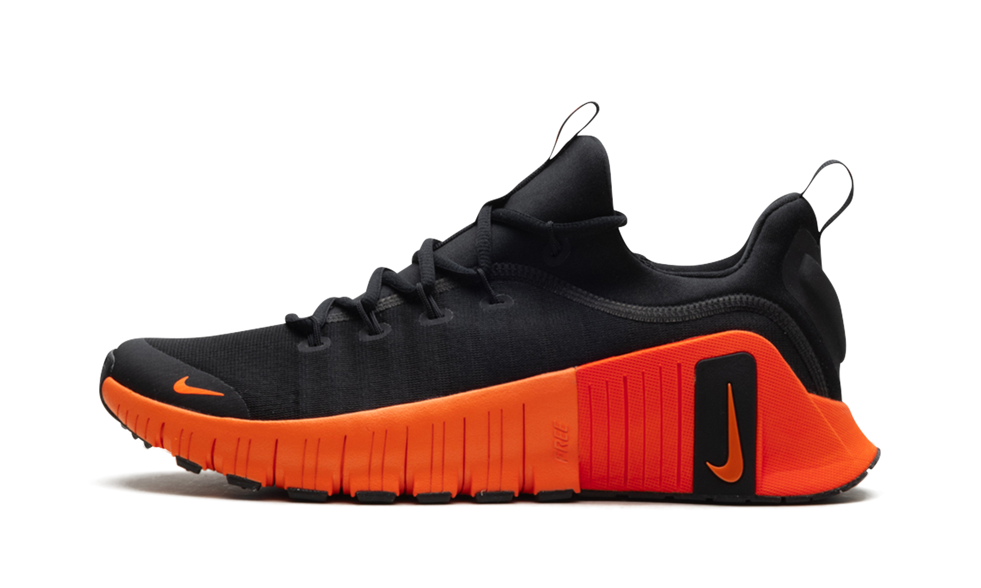 Free Metcon 6 "Black Hyper Orange Hyper Crimson"