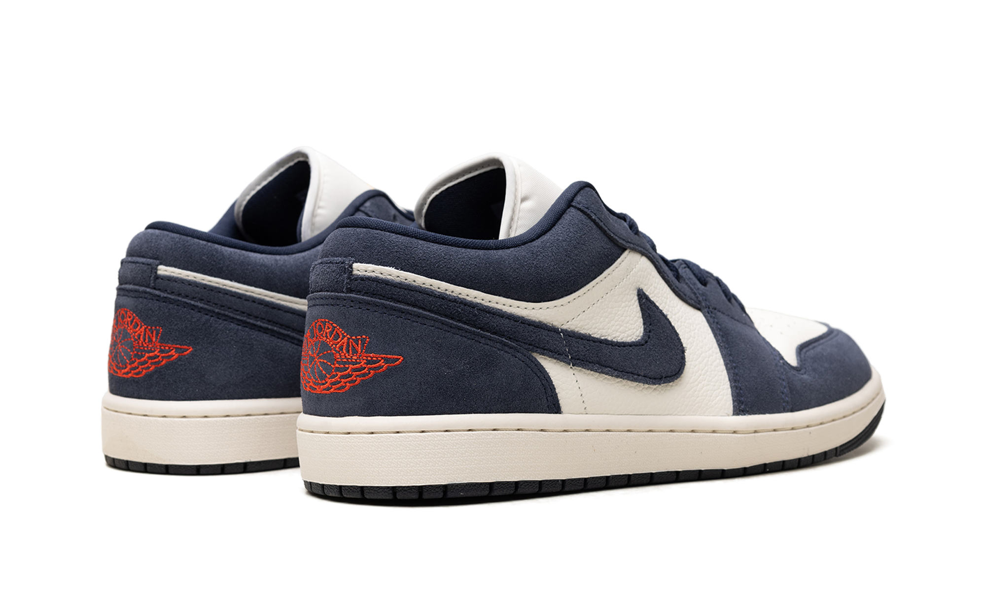 Jordan 1 Low Se "Obsidian Suede"