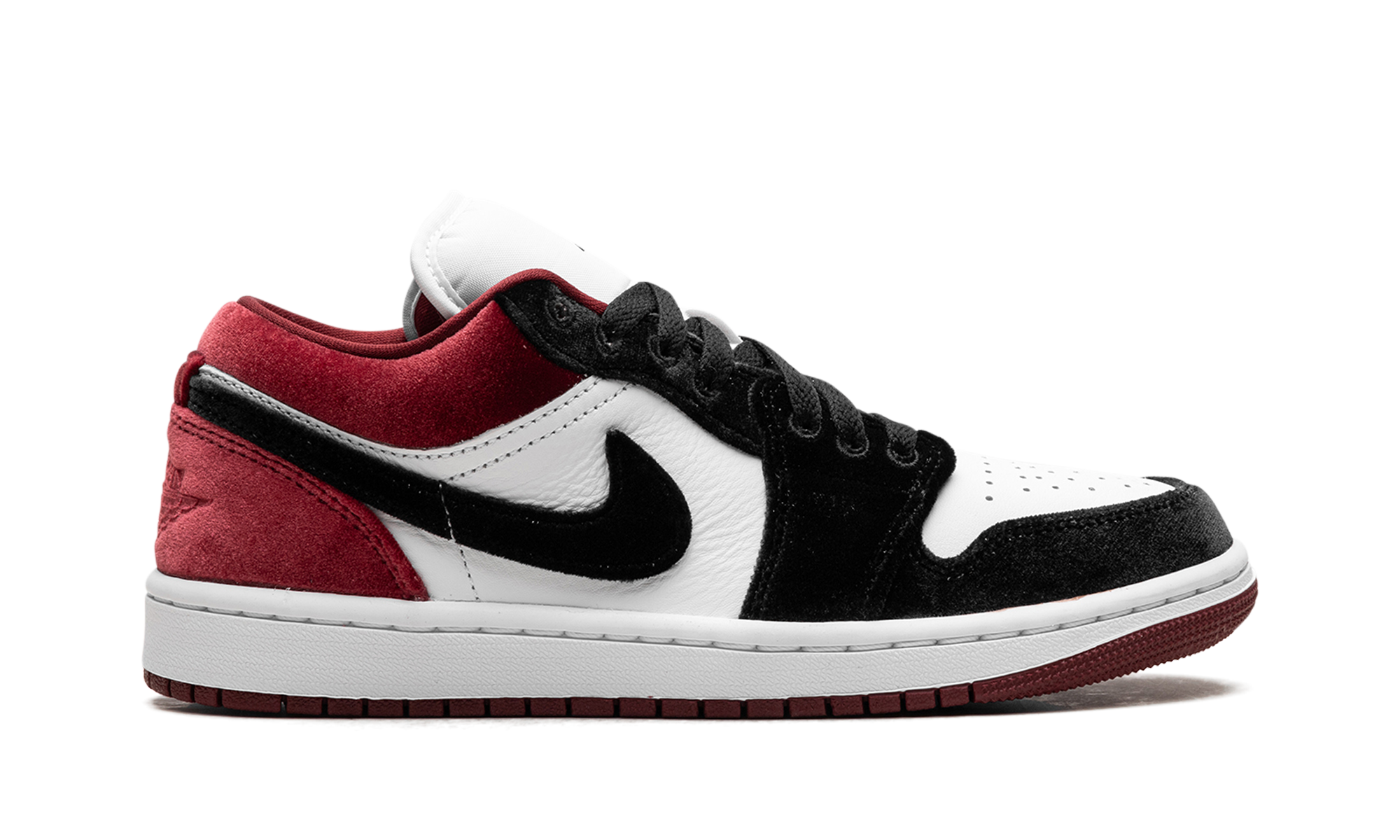Jordan 1 Low Se Women "Velvet Black Toe"