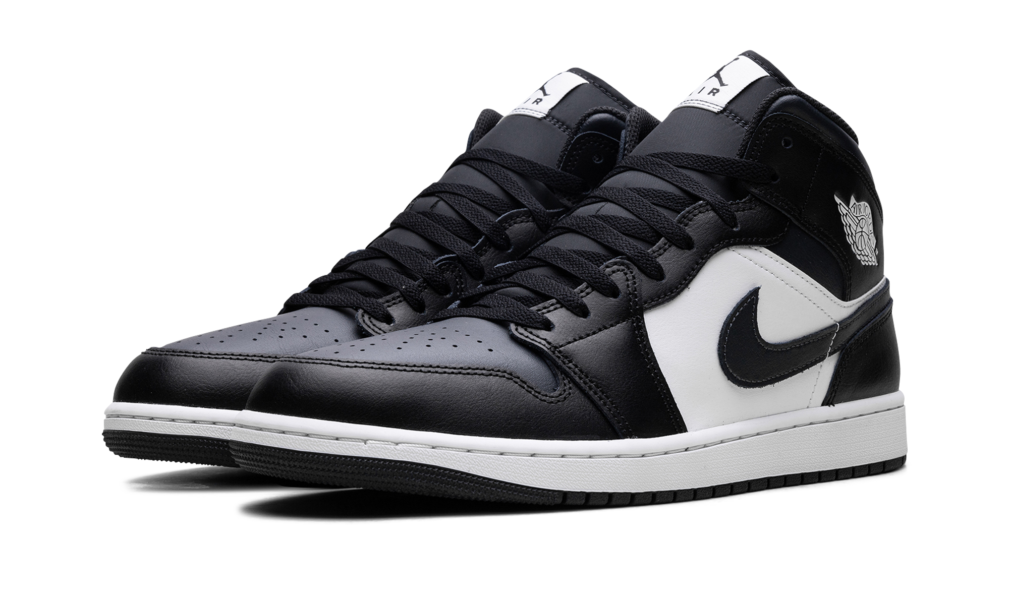 Jordan 1 Mid "Off Noir Toe"
