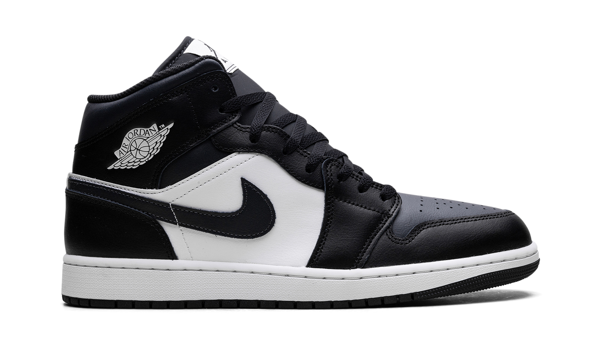 Jordan 1 Mid "Off Noir Toe"