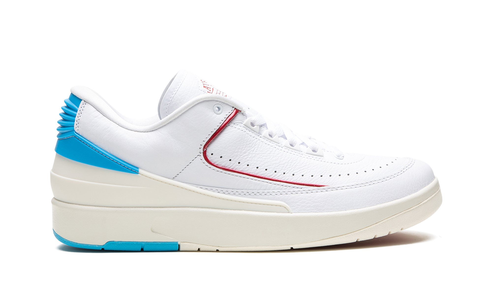 Jordan 2 RETRO Women "Nc To Chi"