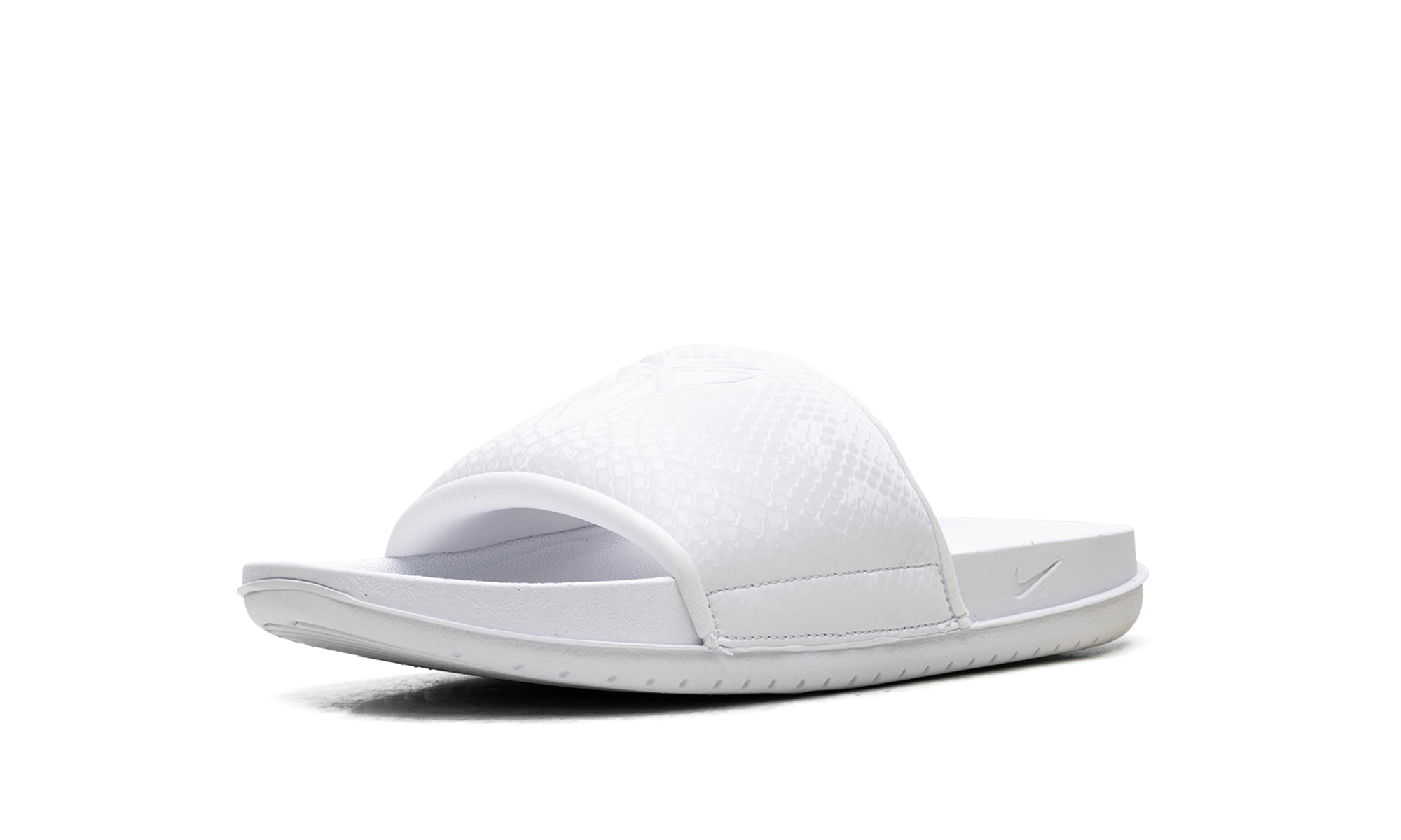 Kobe Offcourt Slide "Triple White"