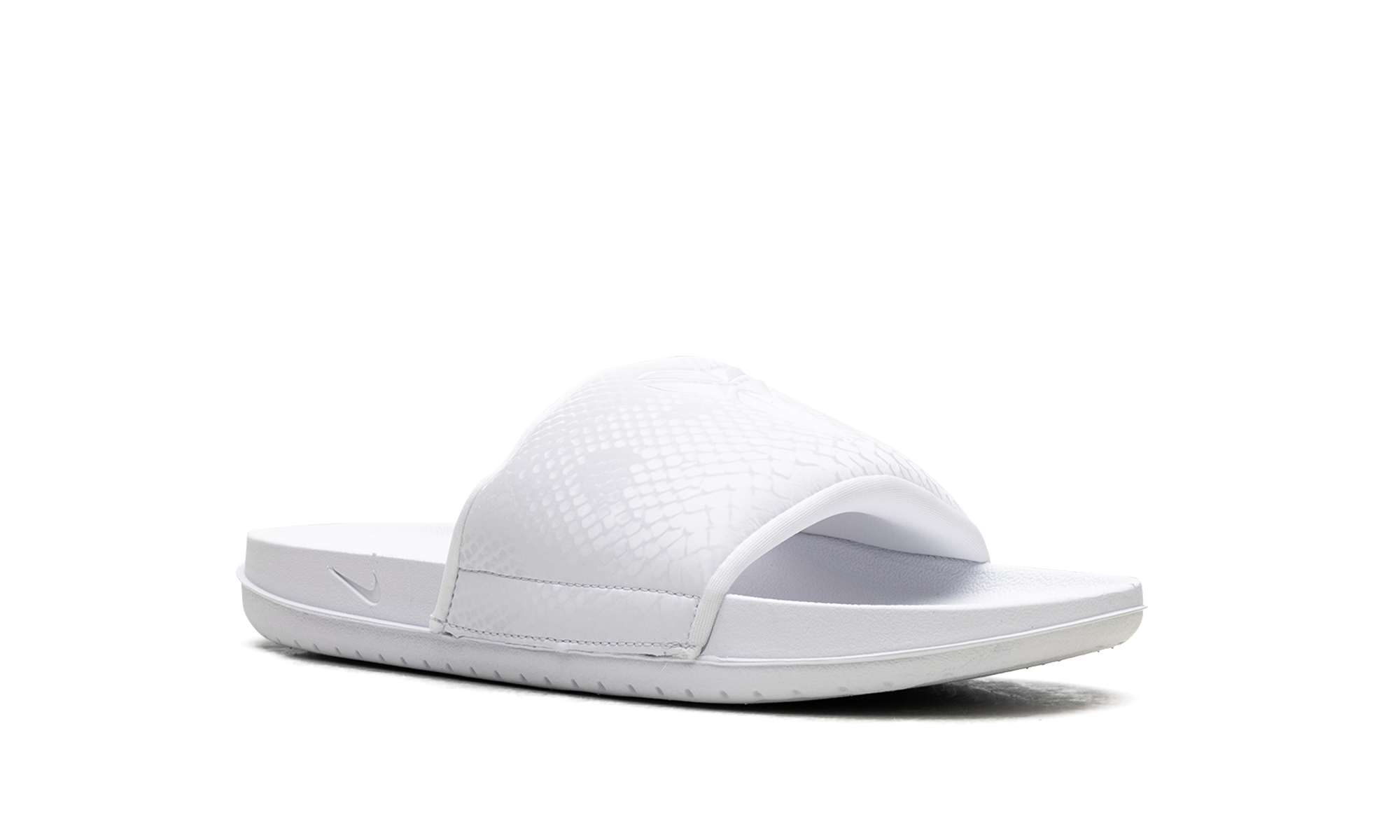 Kobe Offcourt Slide "Triple White"