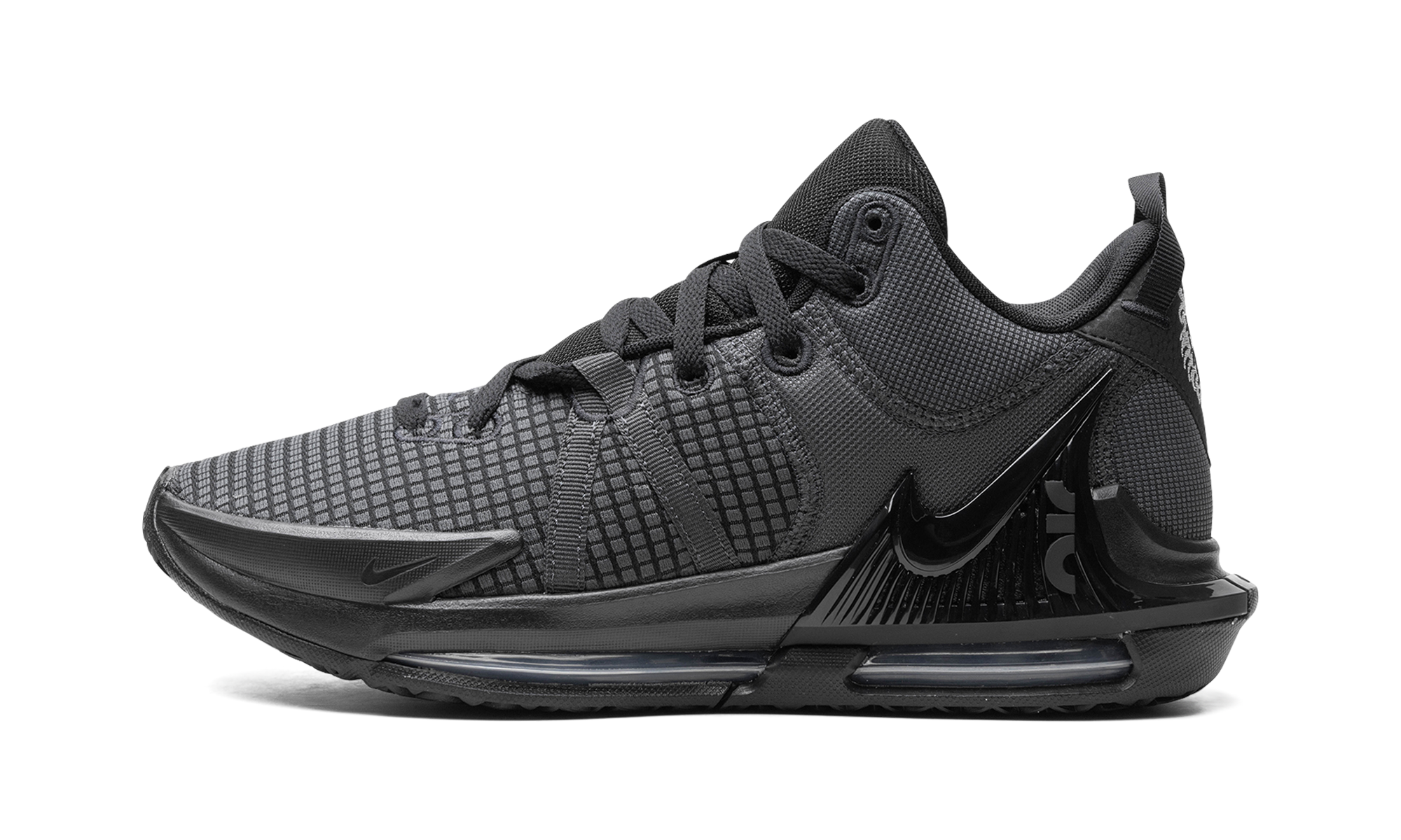 Lebron Witness 7 "Black"