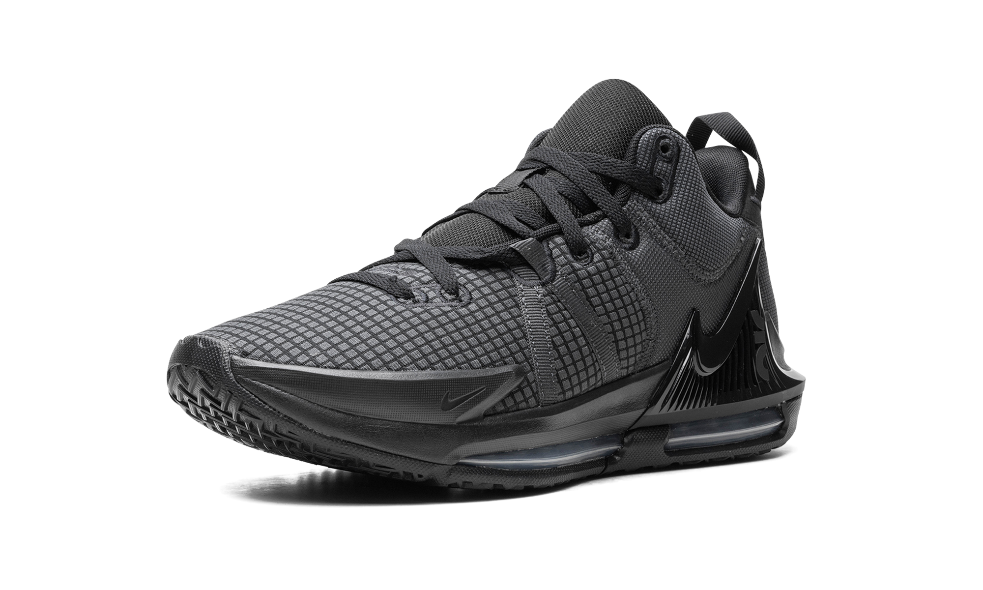 Lebron Witness 7 "Black"