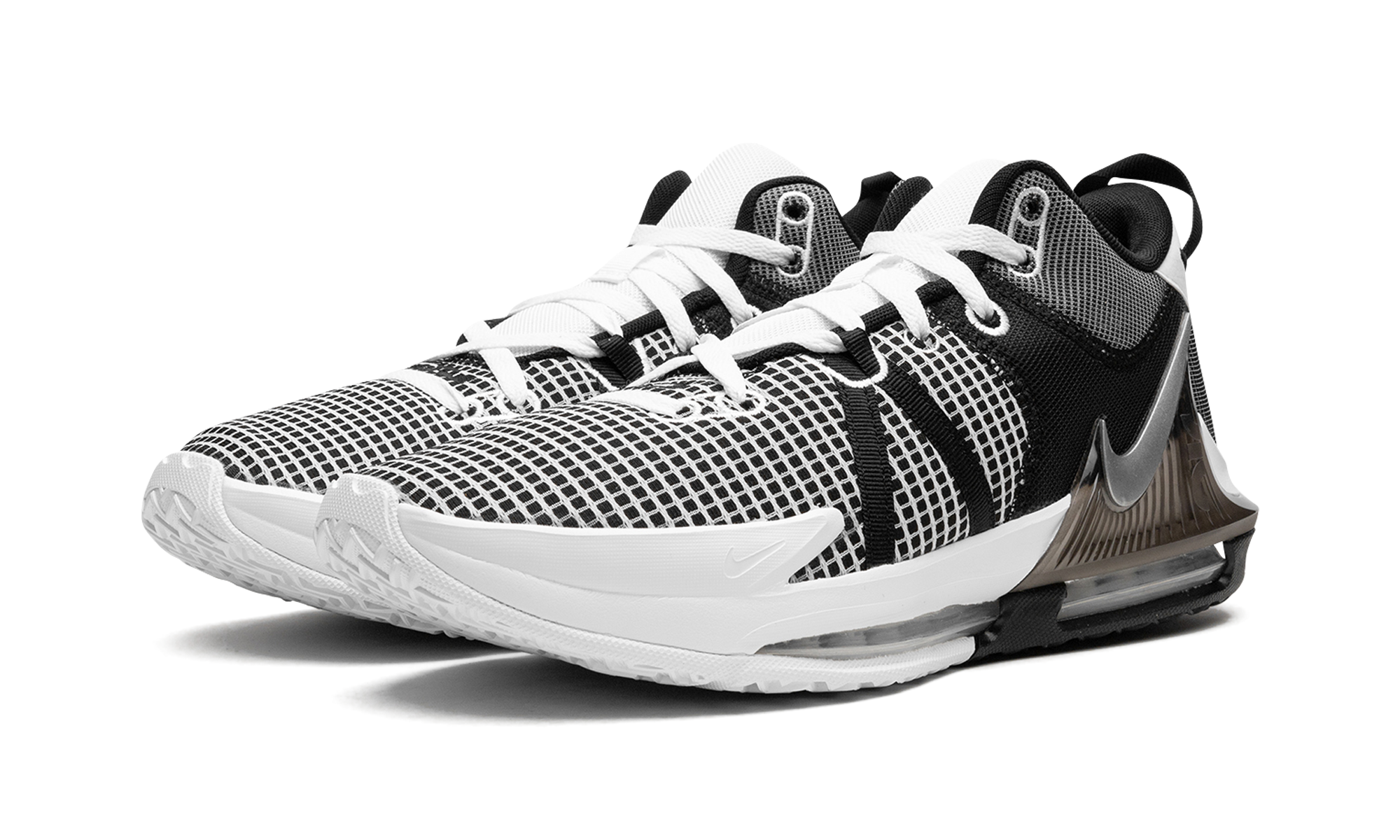 Lebron Witness Vii "Metallic Silver"