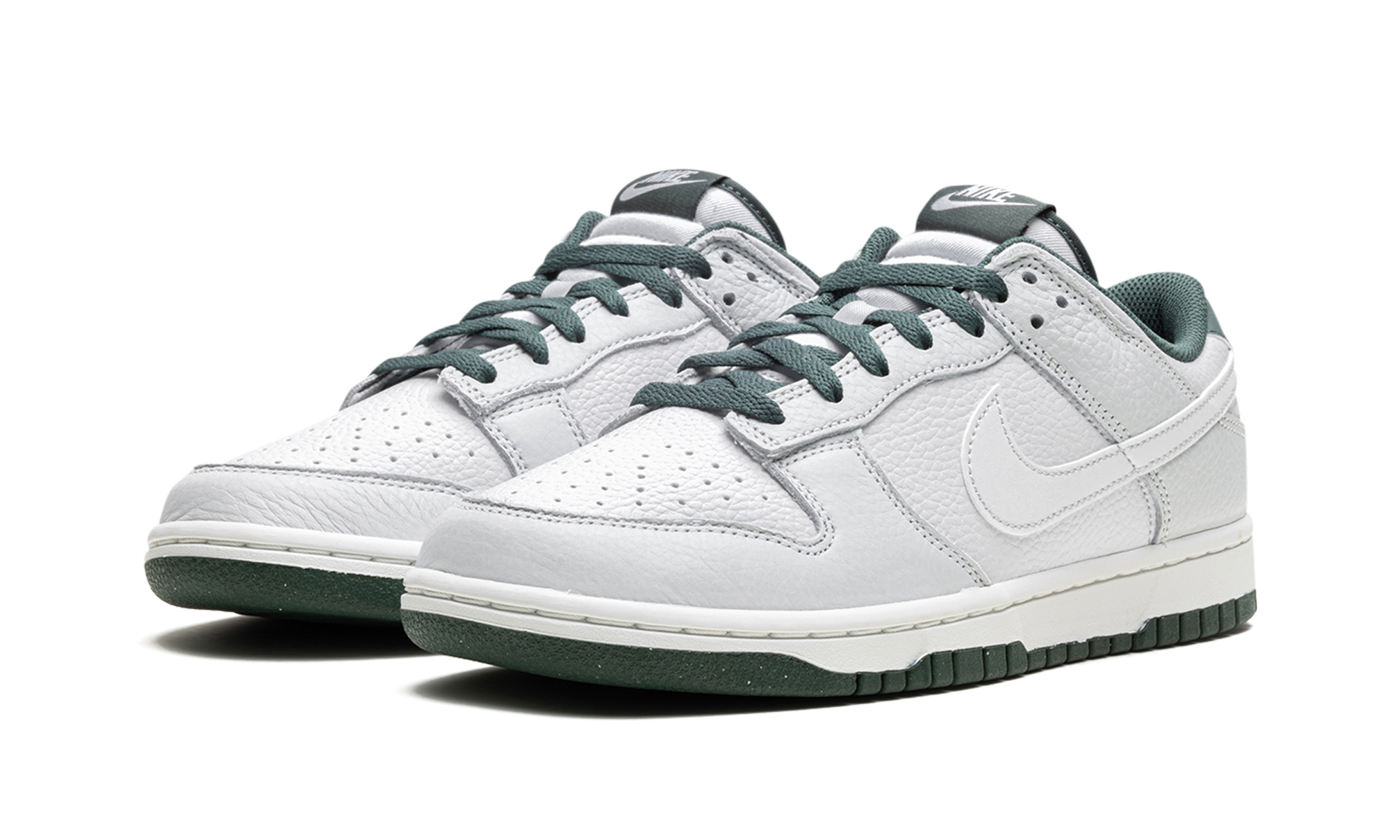 Nike Dunk Low "Vintage Green"