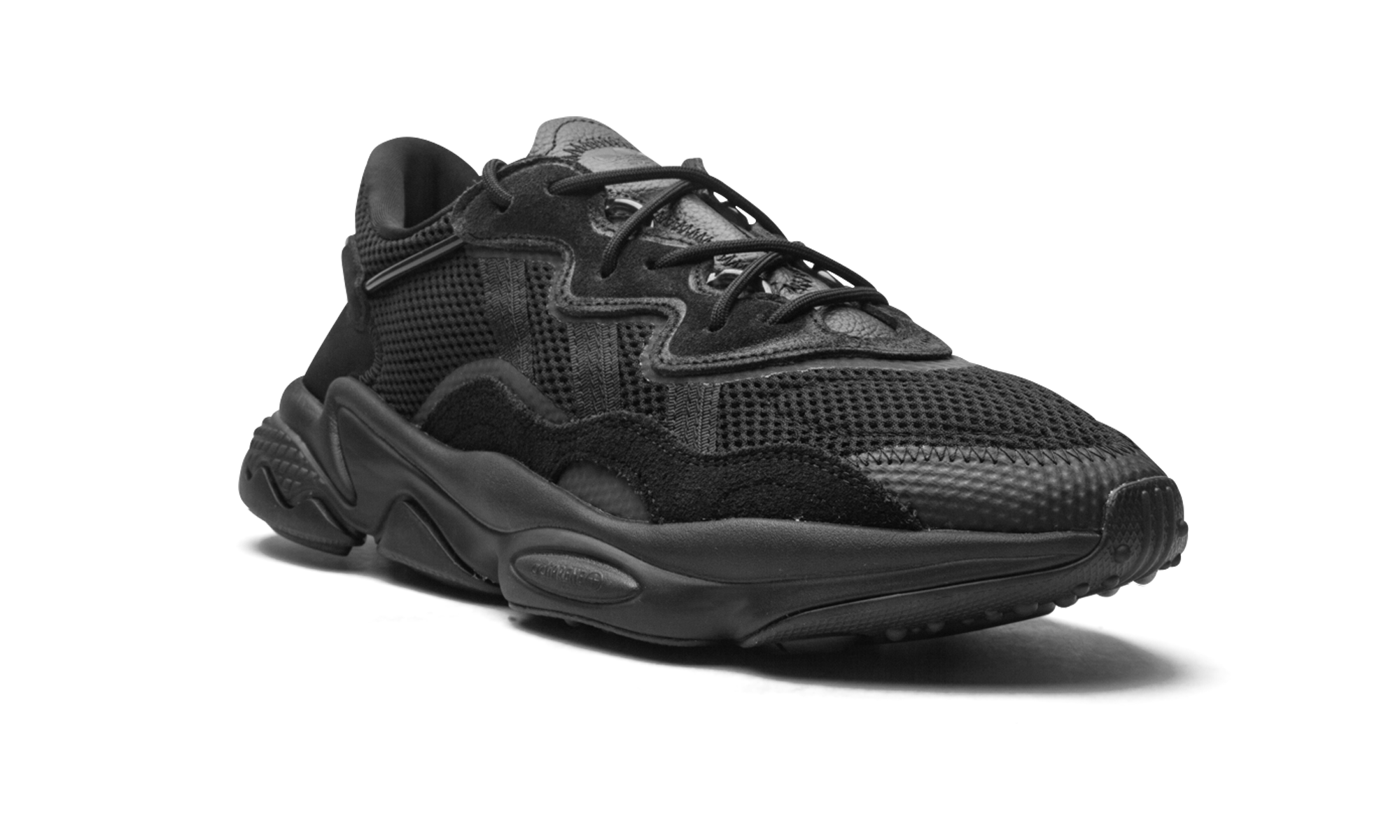 Ozweego "Carbon Mesh"