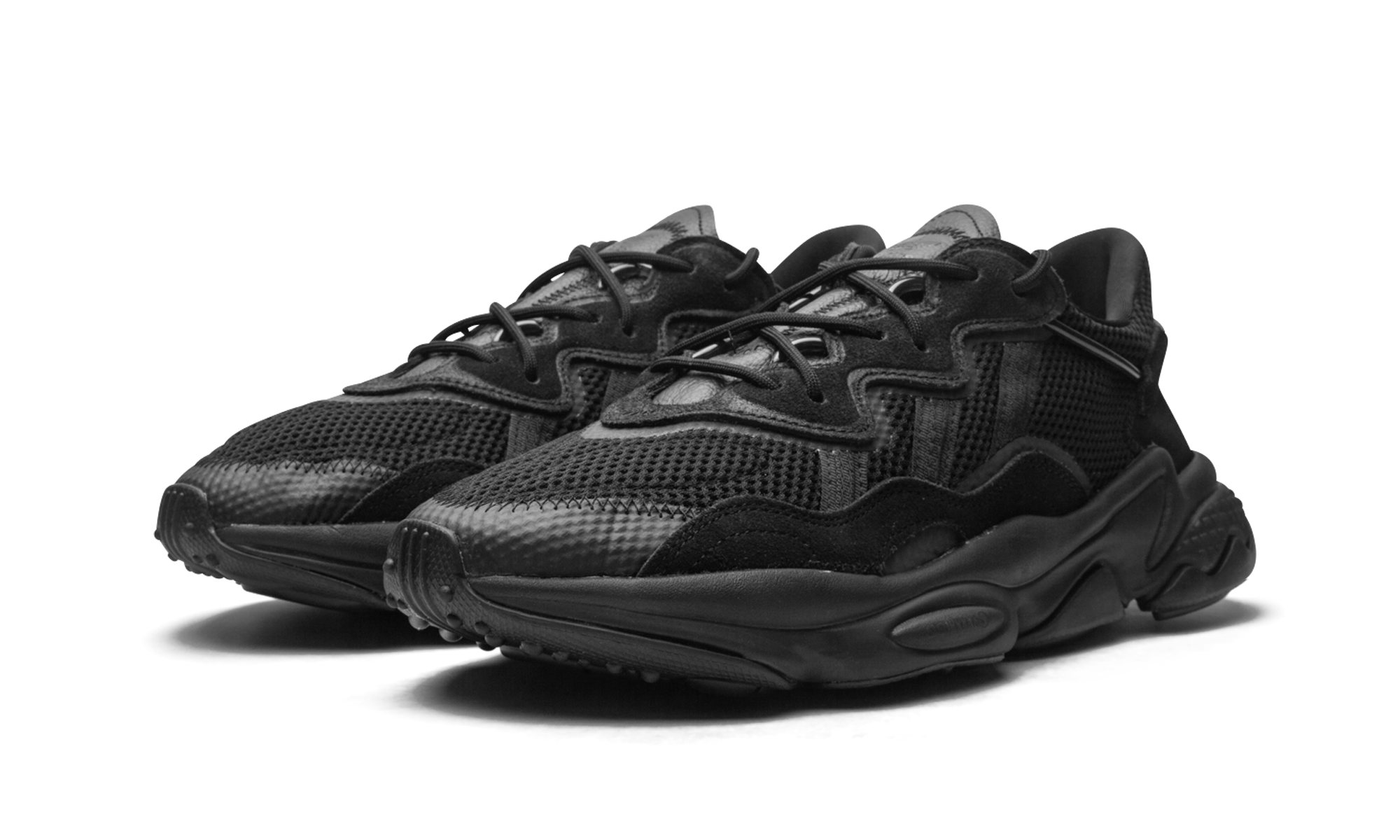 Ozweego "Carbon Mesh"