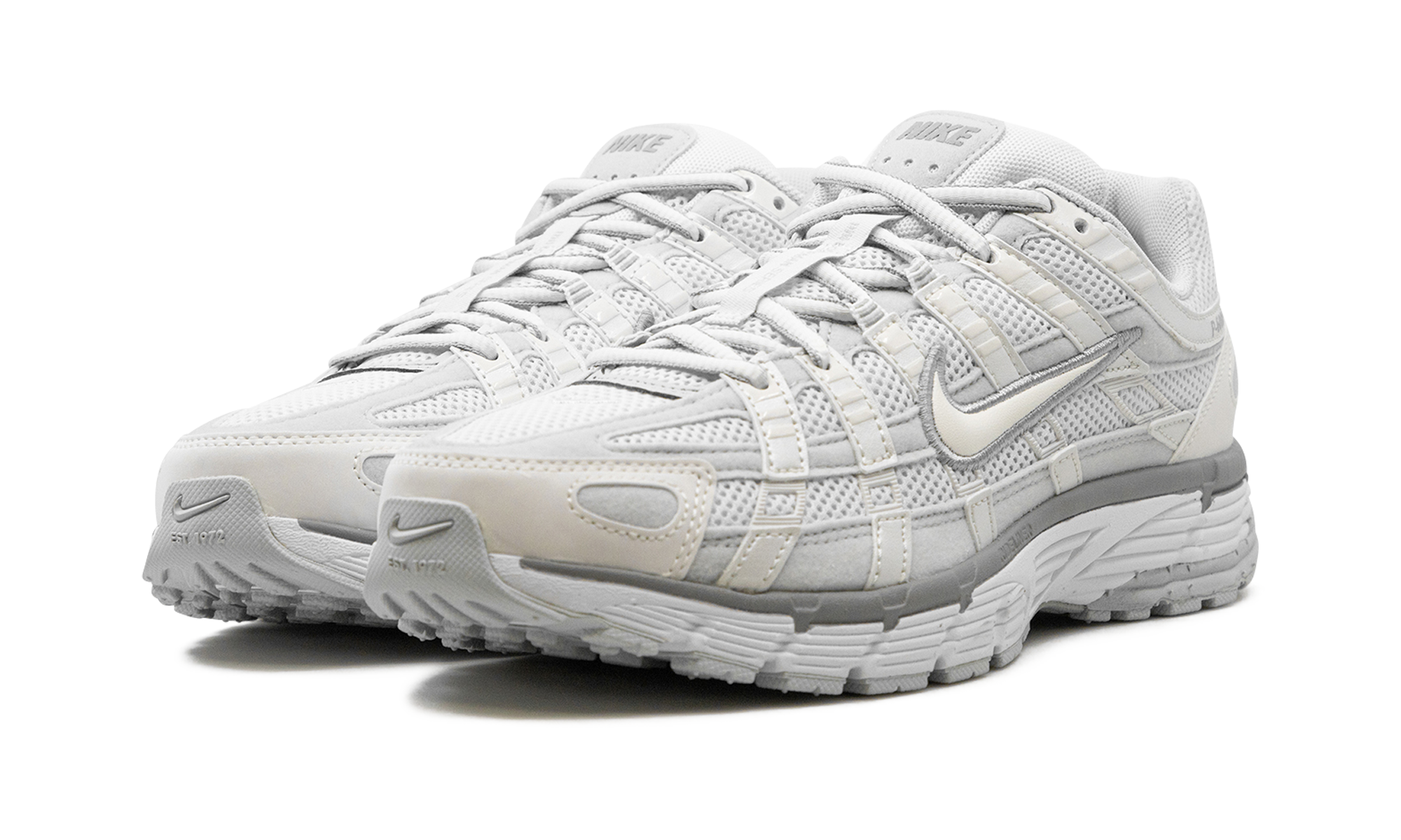 P-6000 Women "Summit White Pure Platinum"