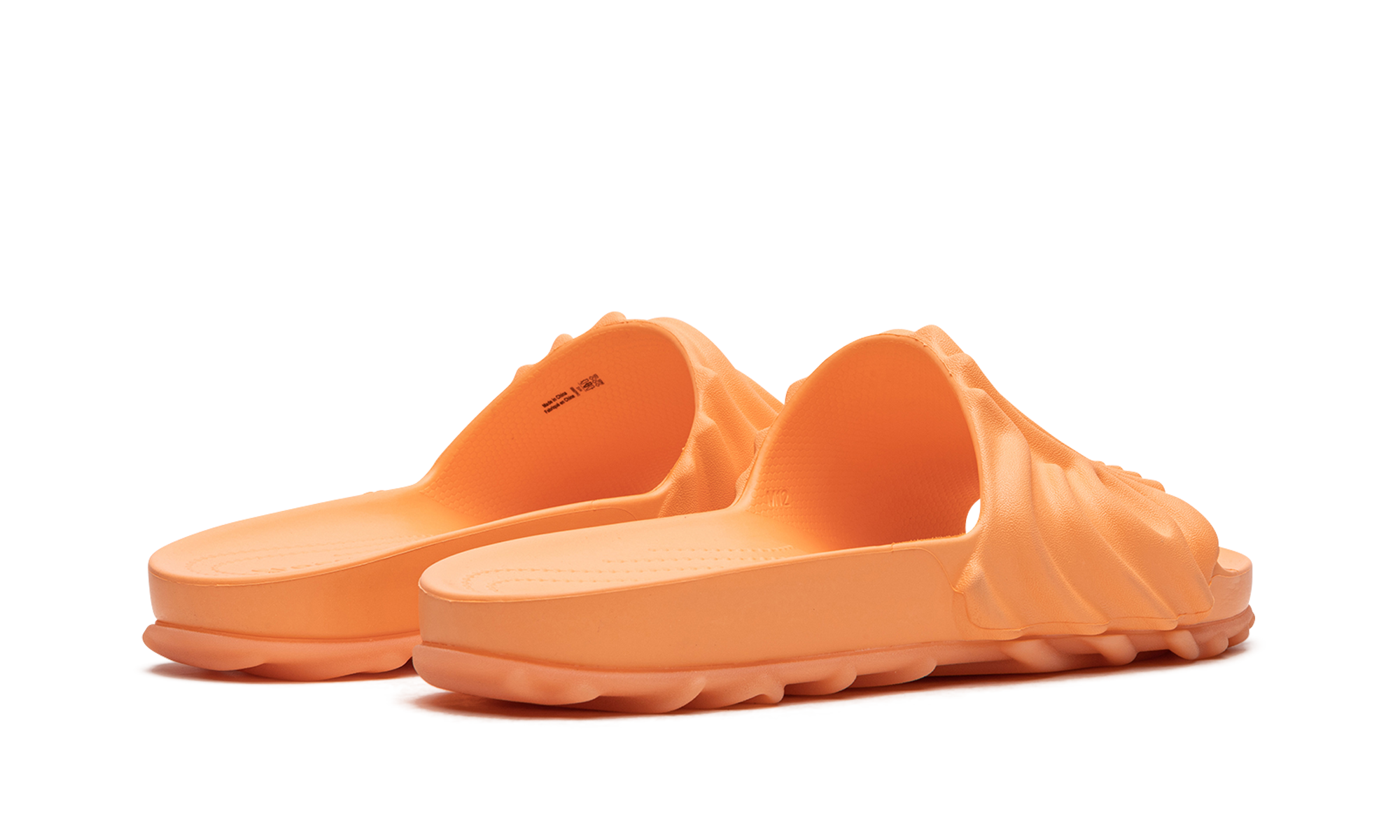 Pollex Slide "Salehe Bembury Citrus Milk"