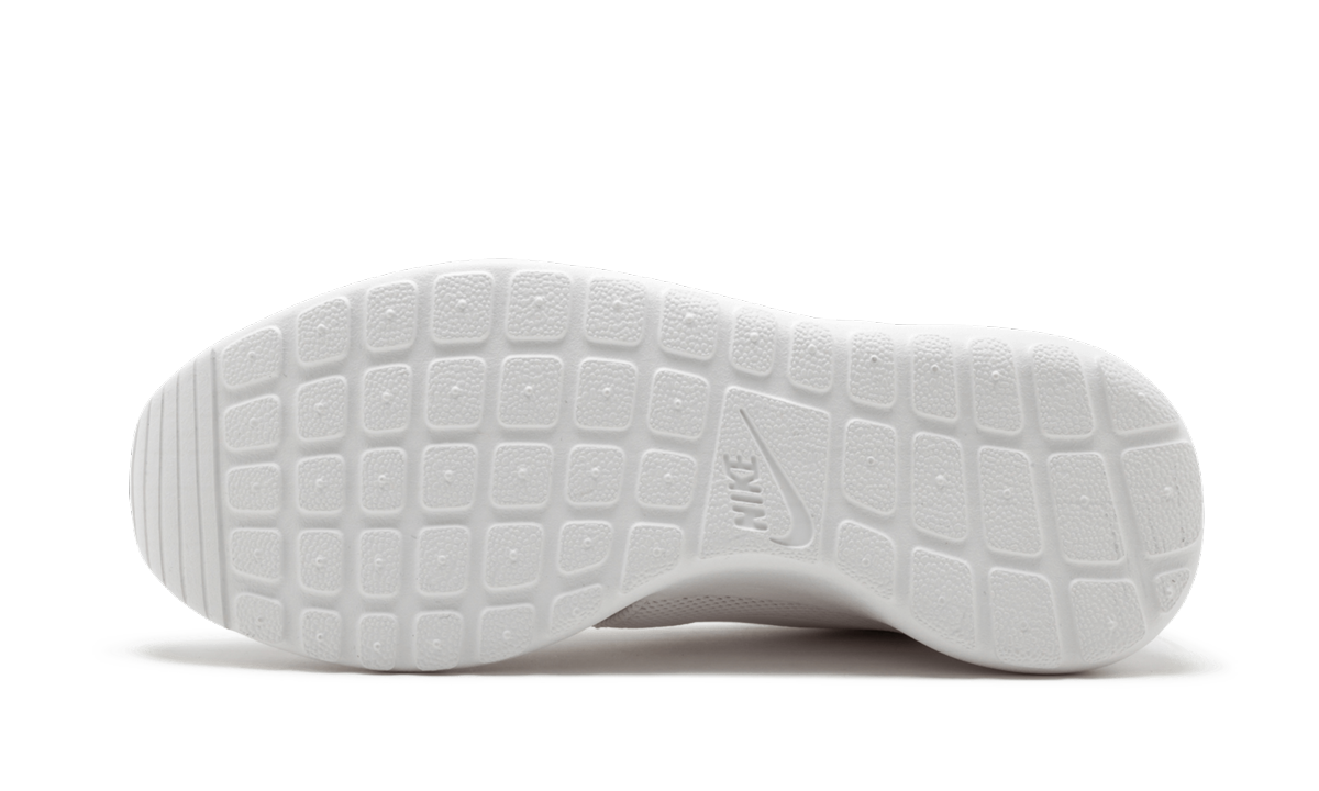 Roshe One Women "White / White - Pure Platinum"