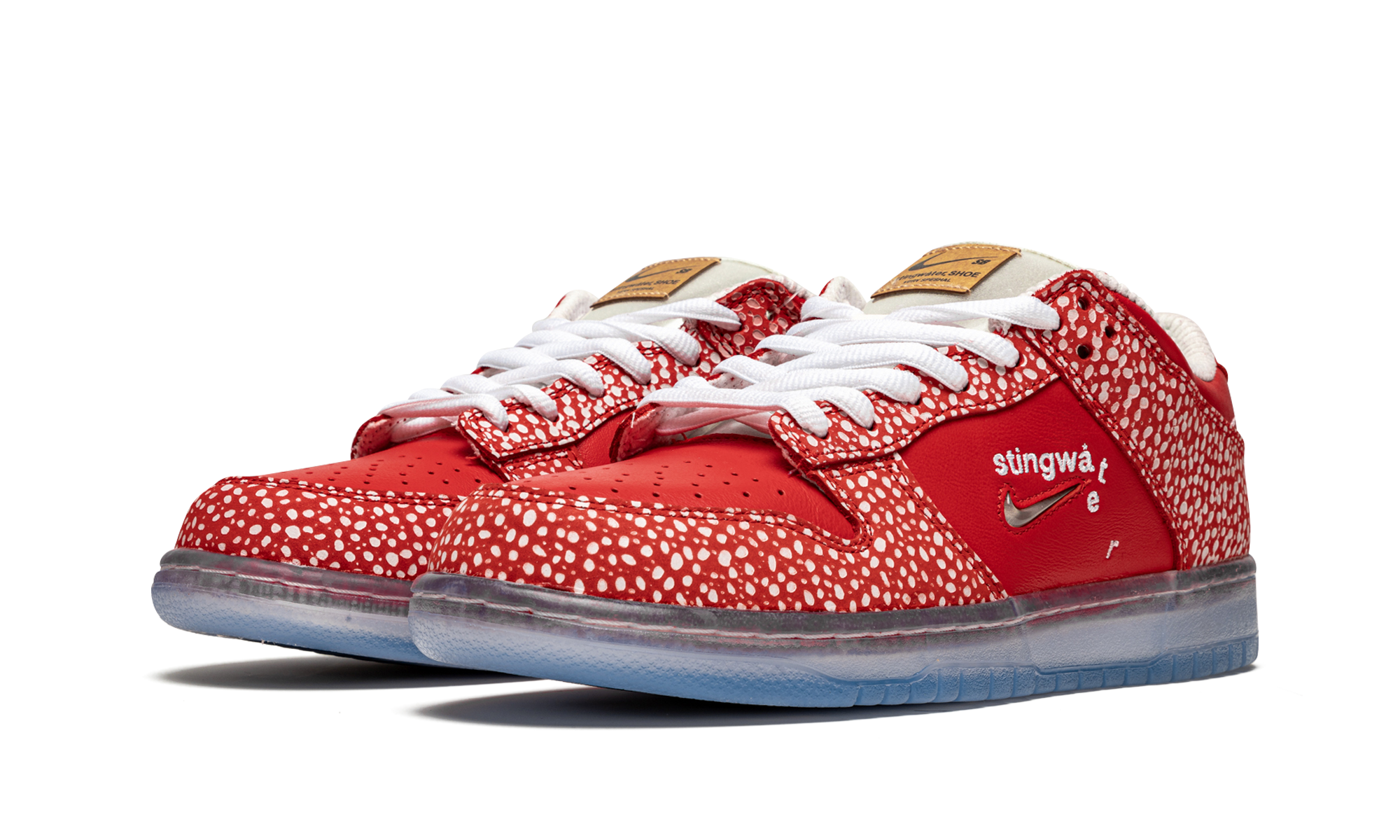 Sb Dunk Low "Stingwater - Magic Mushroom"