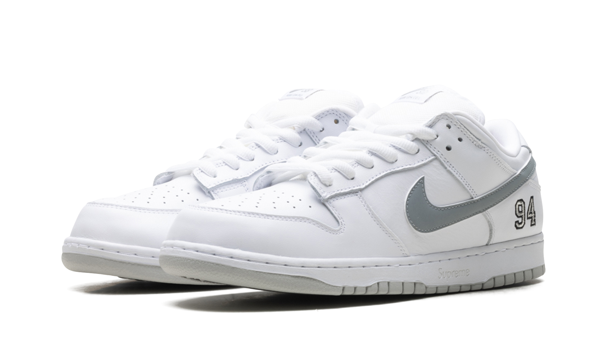 Sb Dunk Low "Supreme - White"