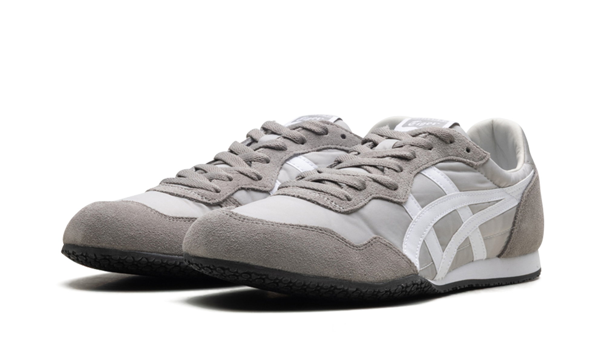 Serrano "Oyster Grey White"
