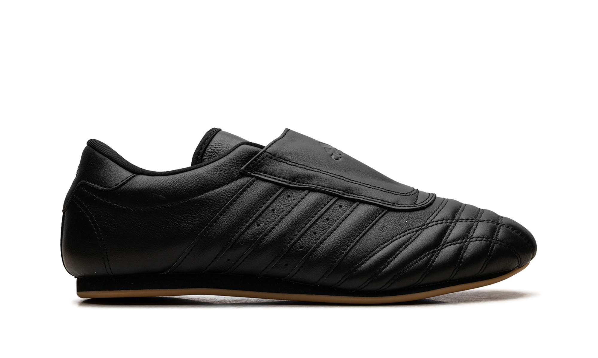 Taekwondo "Core Black / Core Black / Gum"