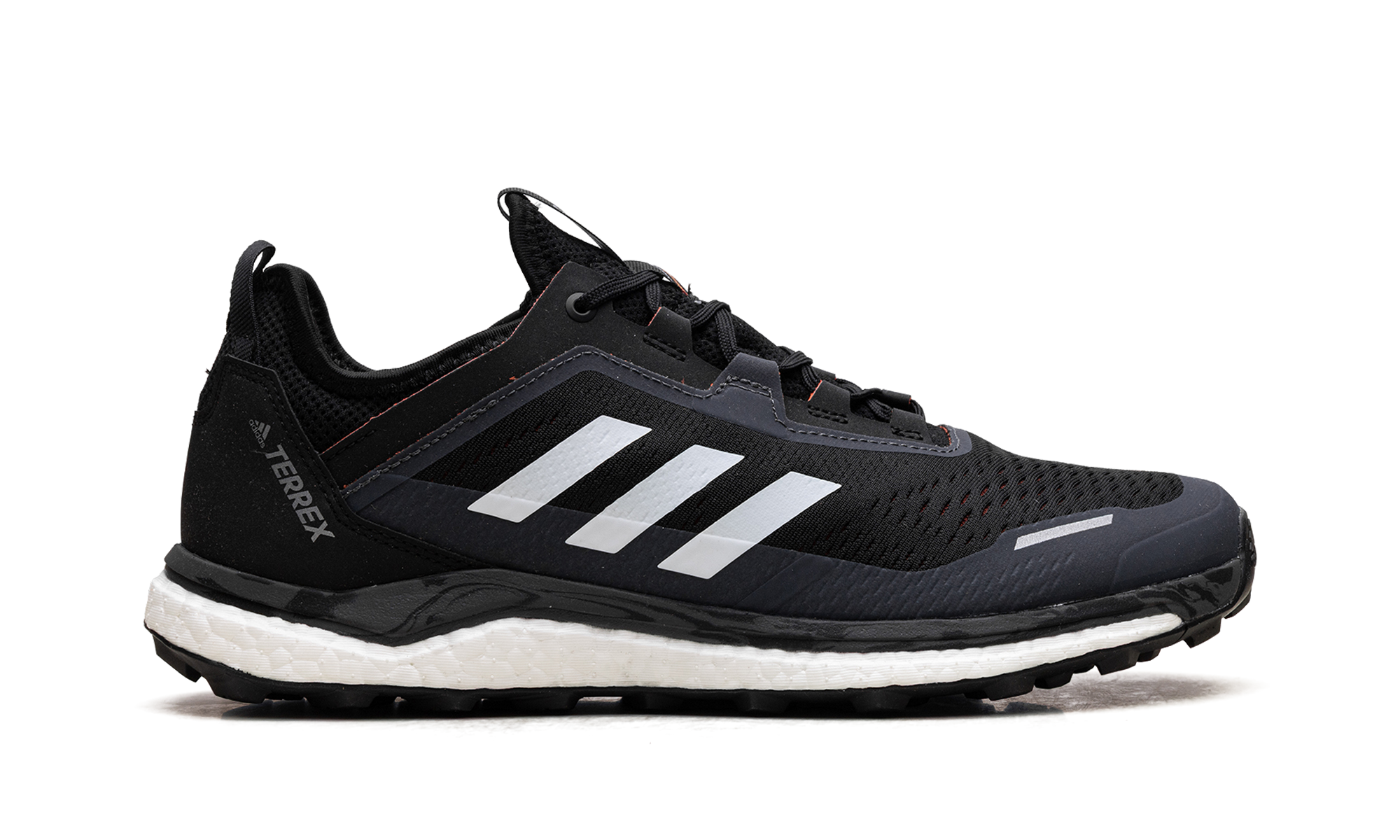 Terrex Agravic Flow "Core Black/crystal White/solar Red"