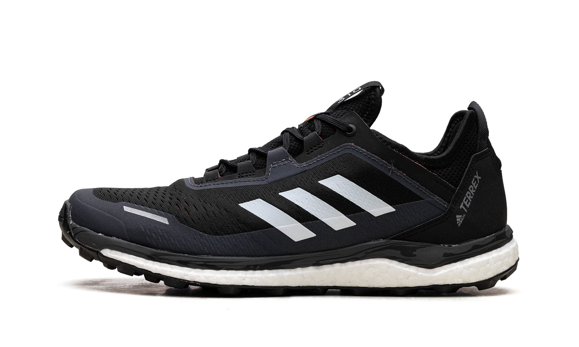Terrex Agravic Flow "Core Black/crystal White/solar Red"