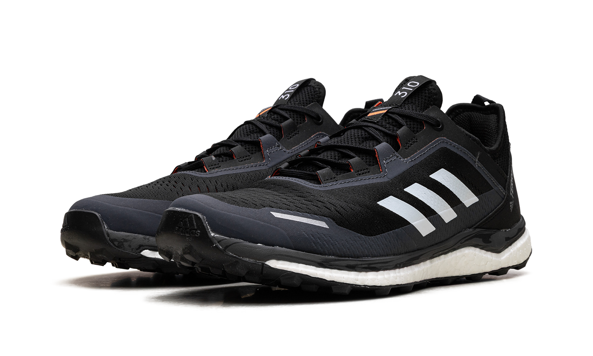 Terrex Agravic Flow "Core Black/crystal White/solar Red"