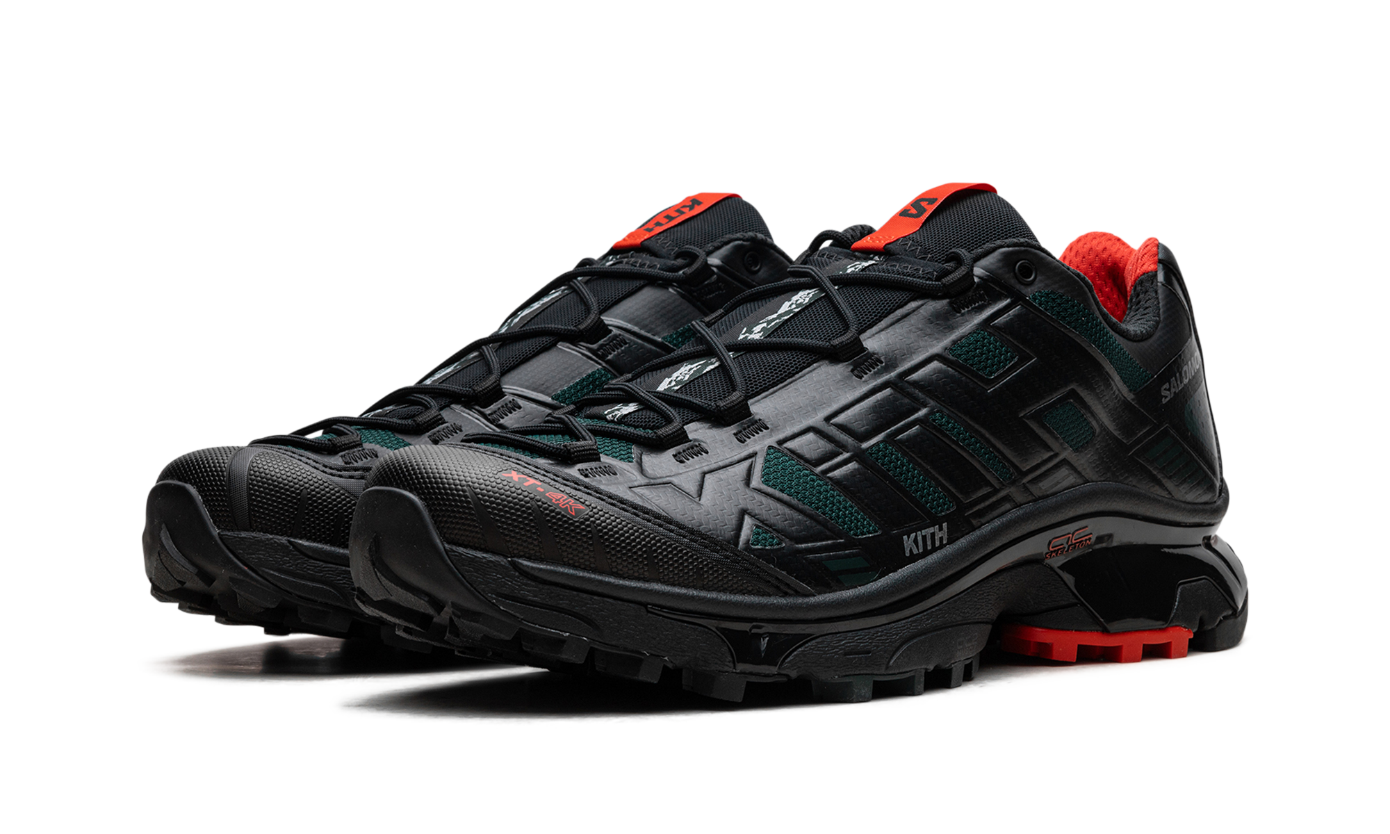 Xt-4k Kith "Kithmas Black"