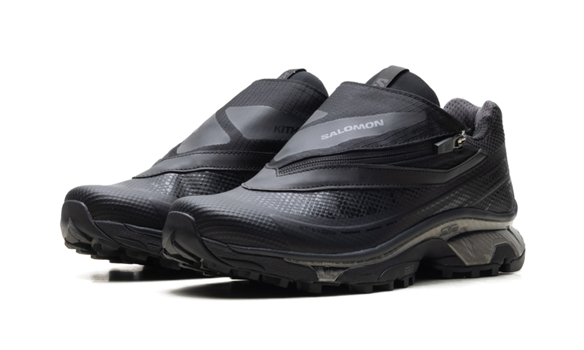 Xt-Voyager 2 "Kith - Black"
