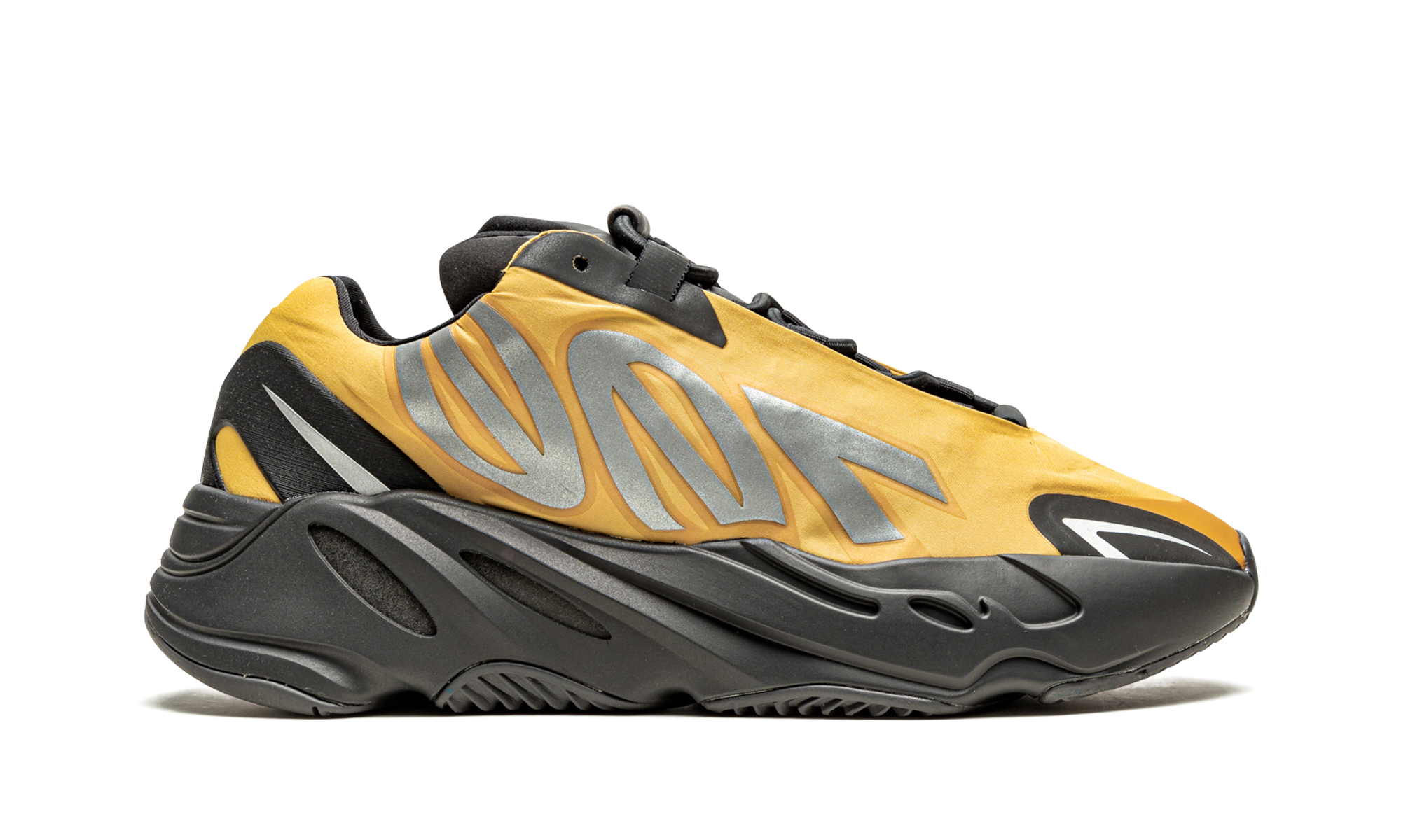 Yeezy 700 Mnvn "Honey Flux"