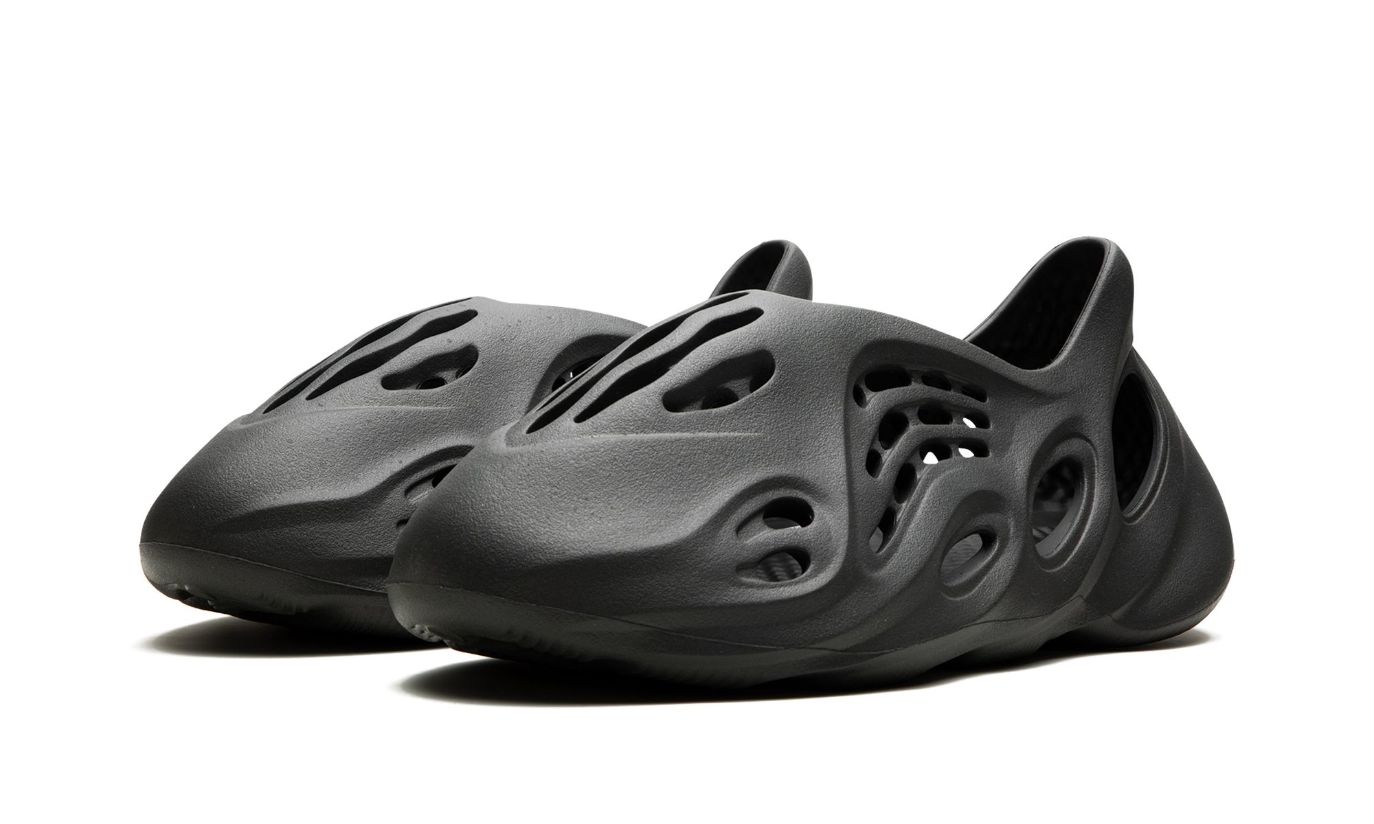 Yeezy Foam Runner "Carbon"