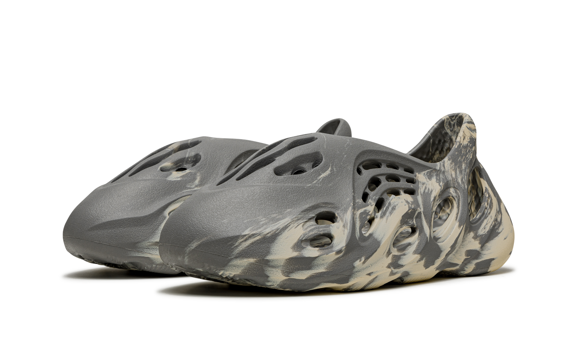 Yeezy Foam Runner Mxt "Moon Gray"