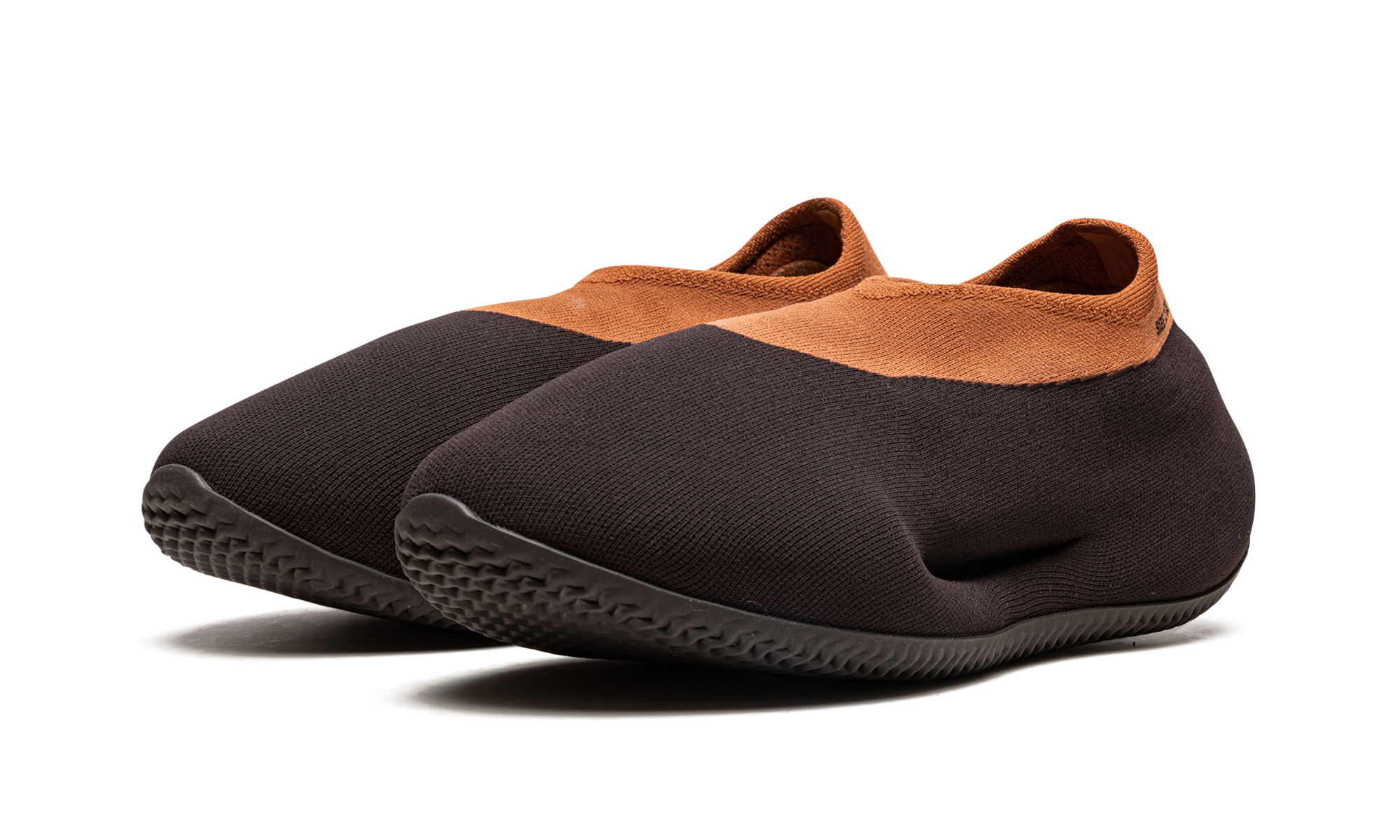 Yeezy Knit Runner "Stone Carbon"