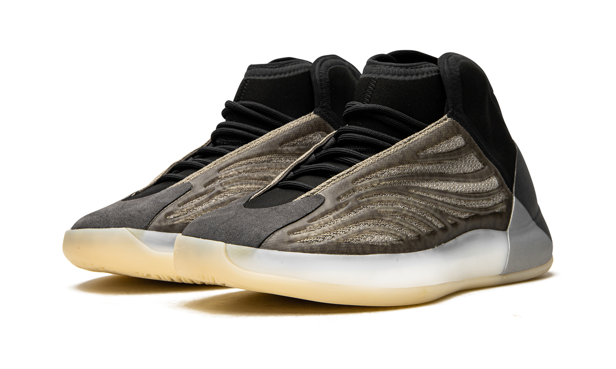 Yeezy Qntm "Barium"
