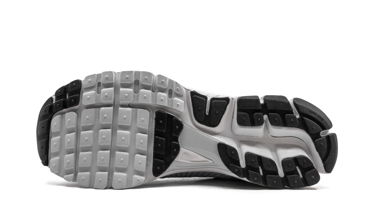 Zoom Vomero 5 SP "Vast Grey"
