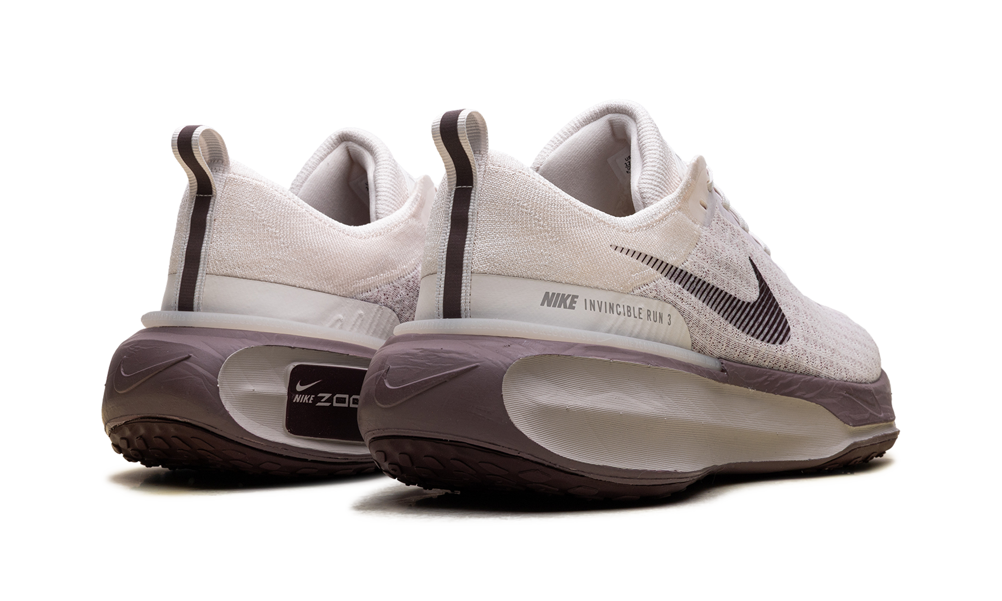 Zoomx Invincible Run 3 "Phantom Burgundy Crush"