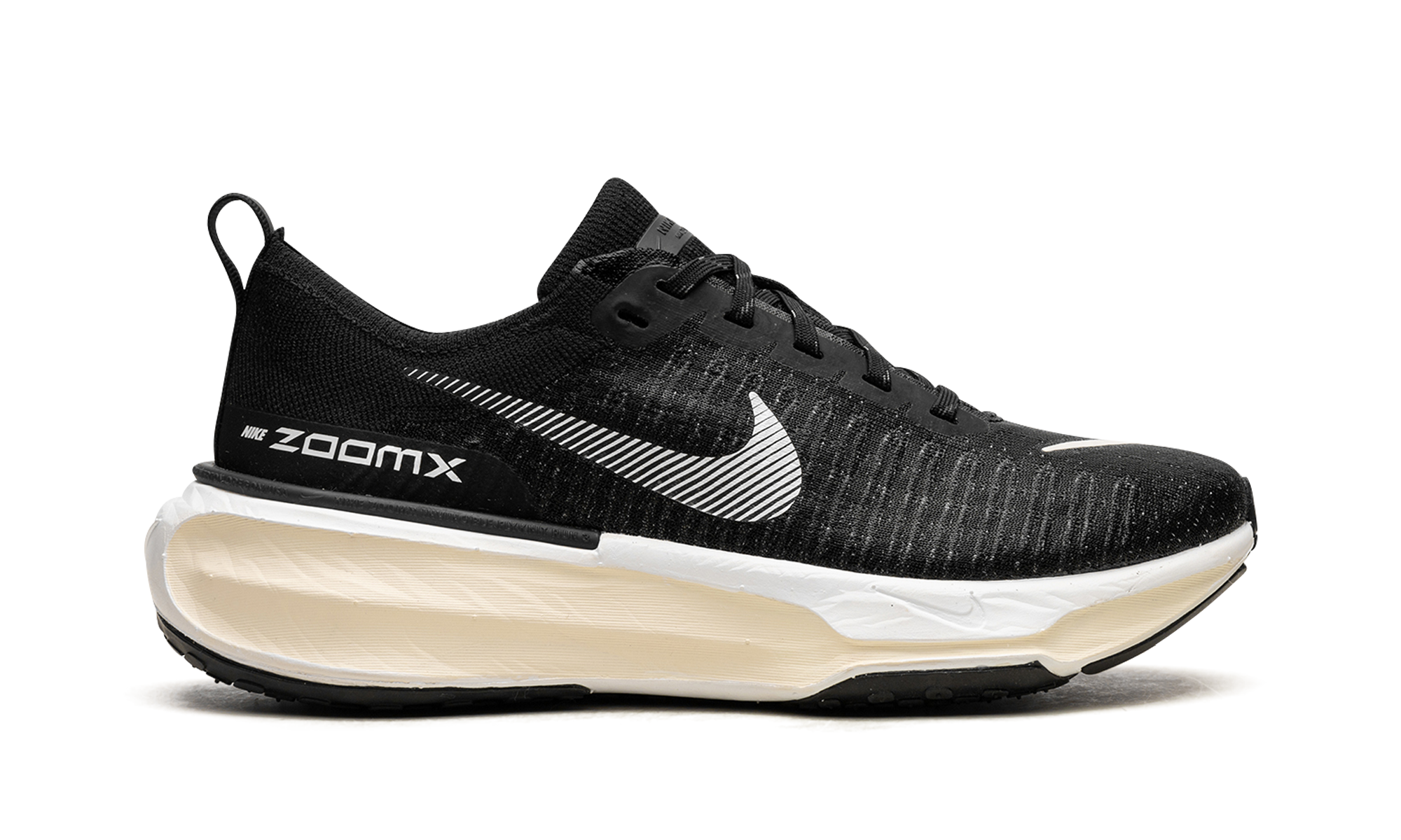 Zoomx Invincible Run 3 Women "Black White"